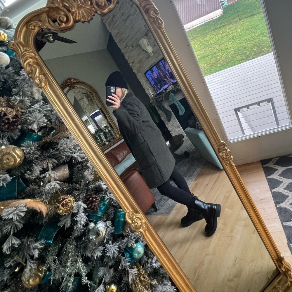 Coat - Picture 7 of 15